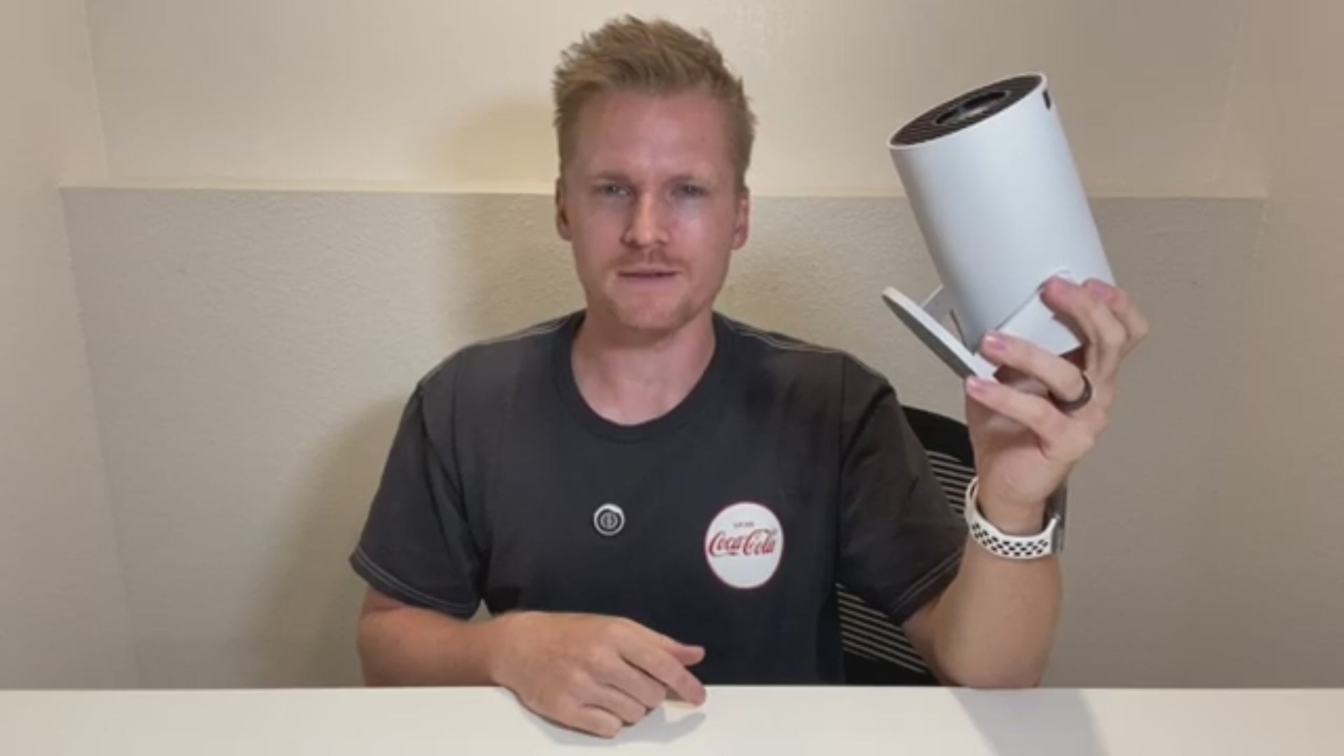 LuxCast Pro | 4k HD Smart Projector